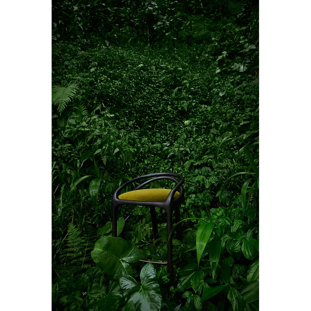 Aleta Bar Stool - Green Velvet, Brass, Dark Brown Teak Frame - Image 4