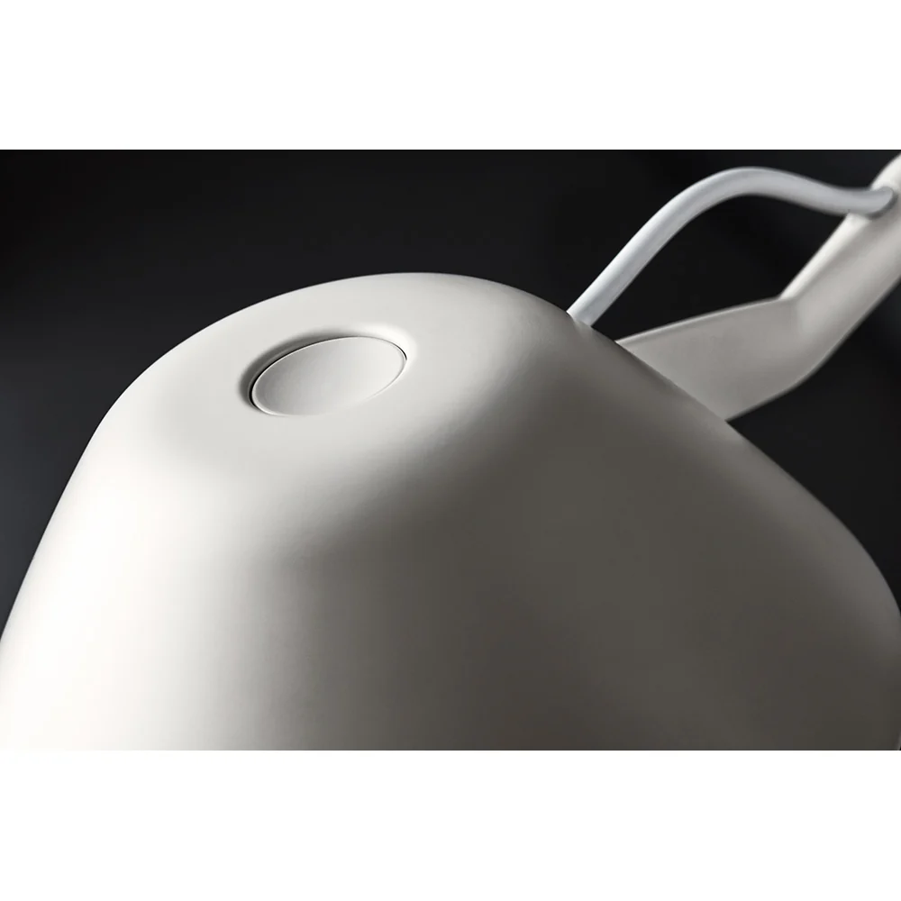 AQ01 Table Lamp - White - Image 4