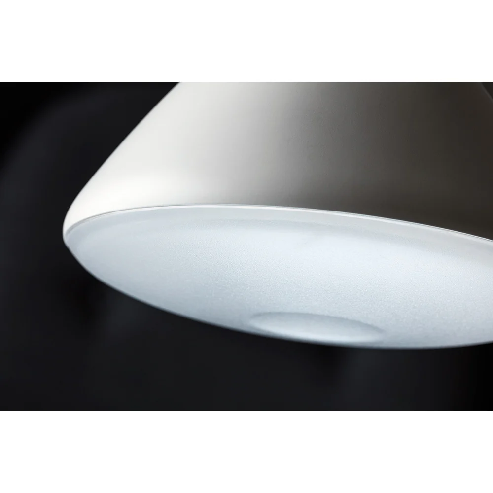 AQ01 Table Lamp - White - Image 5