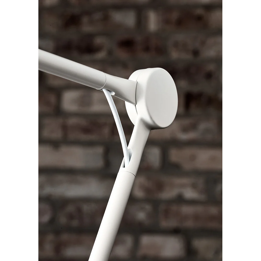 AQ01 Table Lamp - White - Image 6