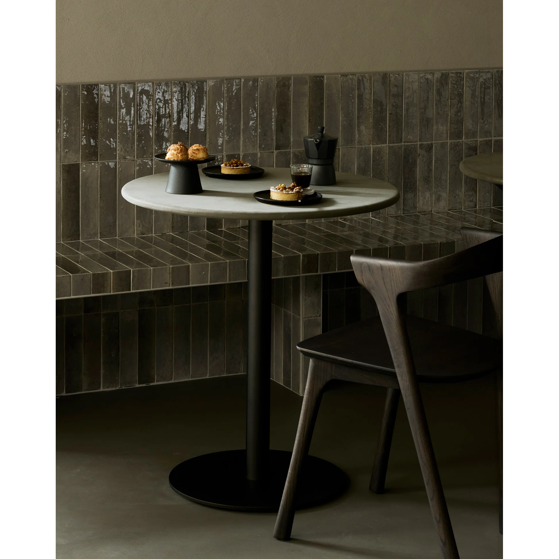 Blend Dining Table - Image 12