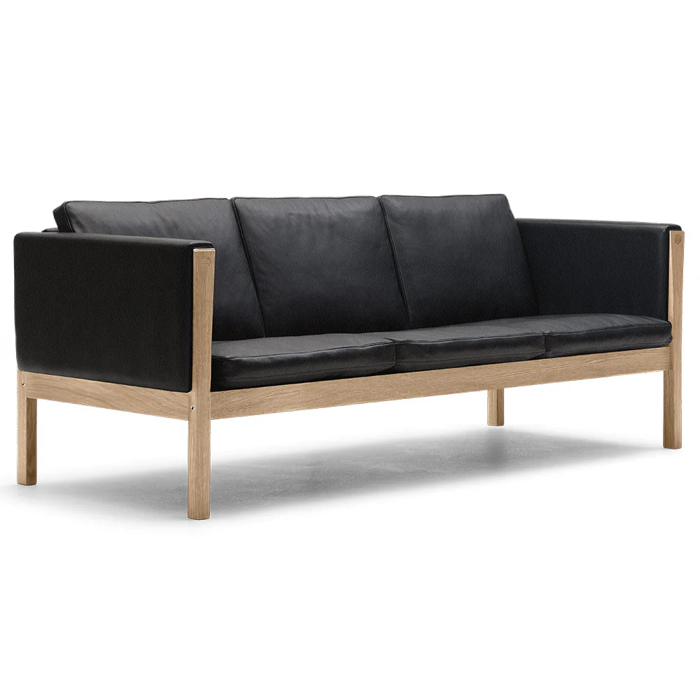 CH163 Sofa - Image 3