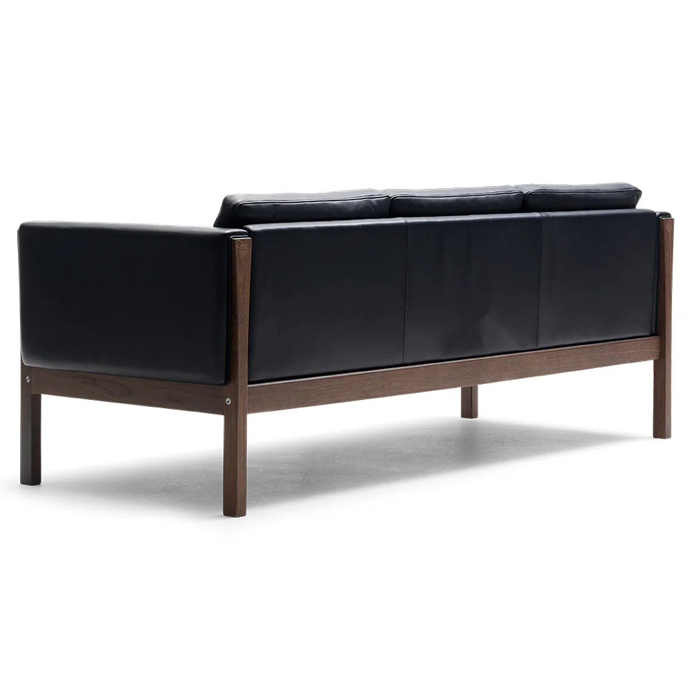 CH163 Sofa - Image 4