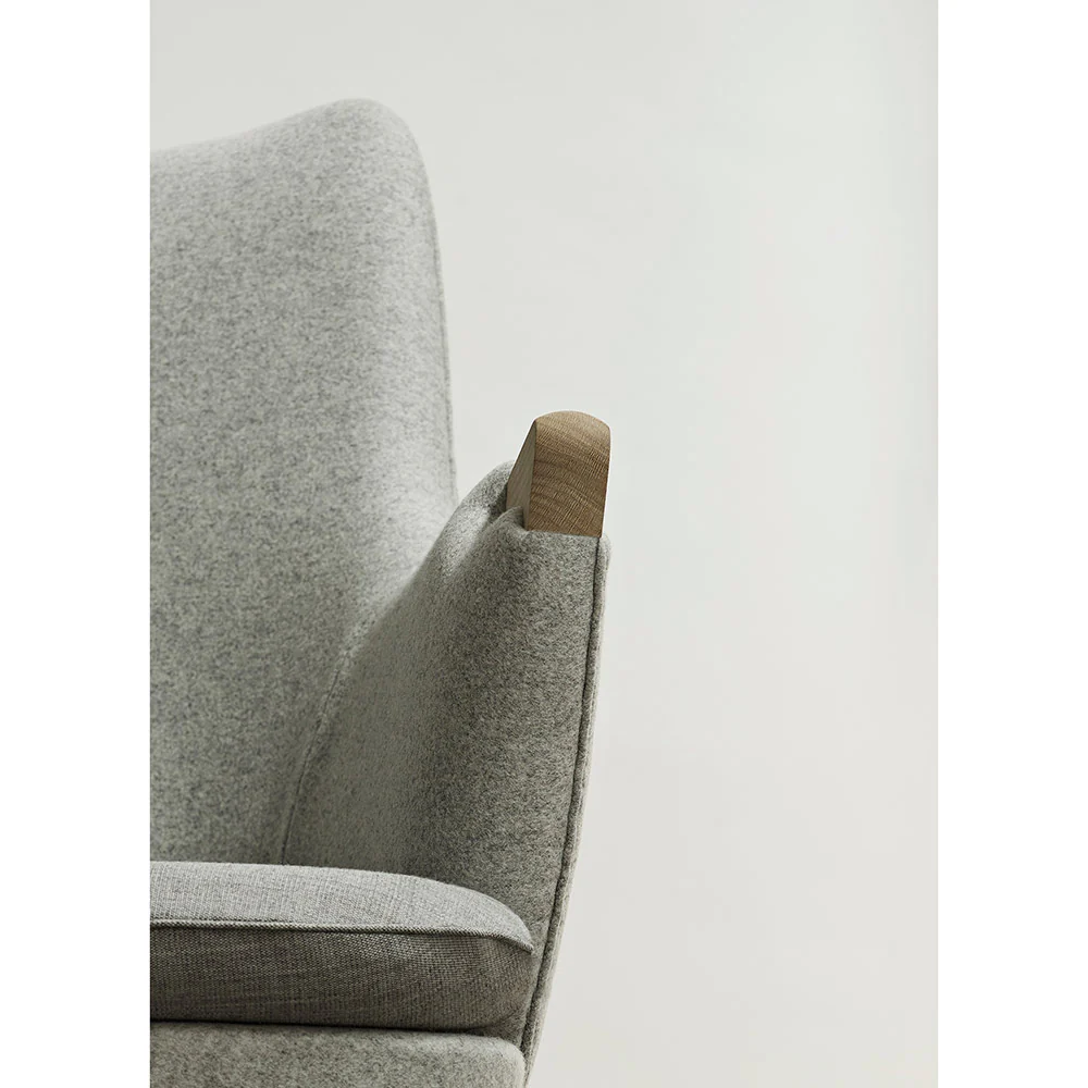 CH71 Lounge Chair - Image 13