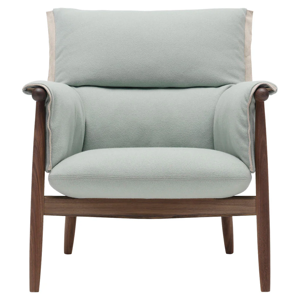 E015 Embrace Lounge Chair