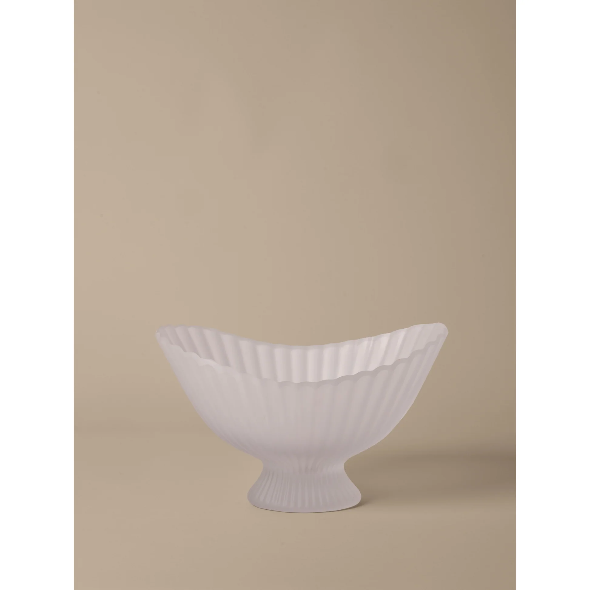 Fountain Glass Centerpiece - Image 3