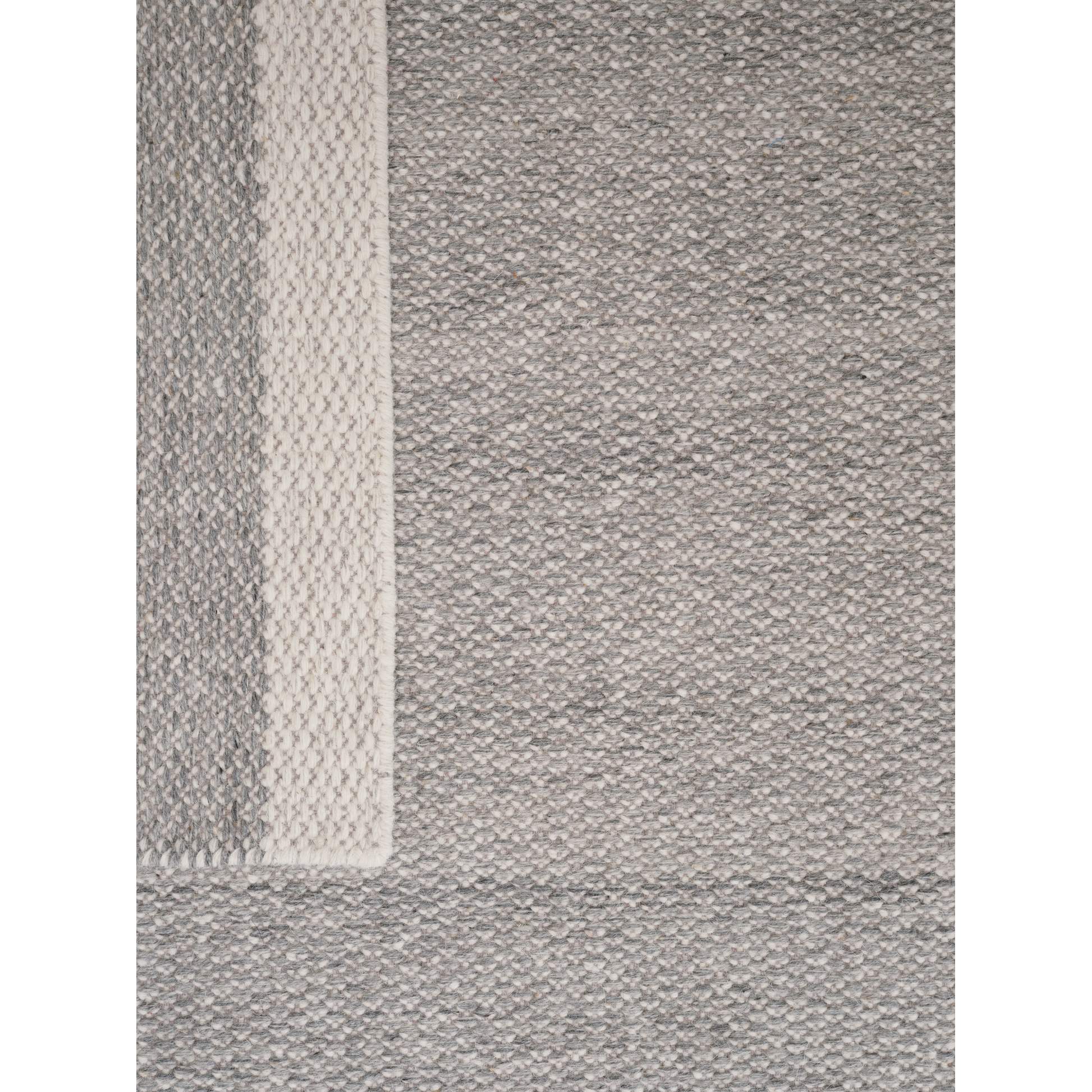 Frode Rug - Silver - Image 3