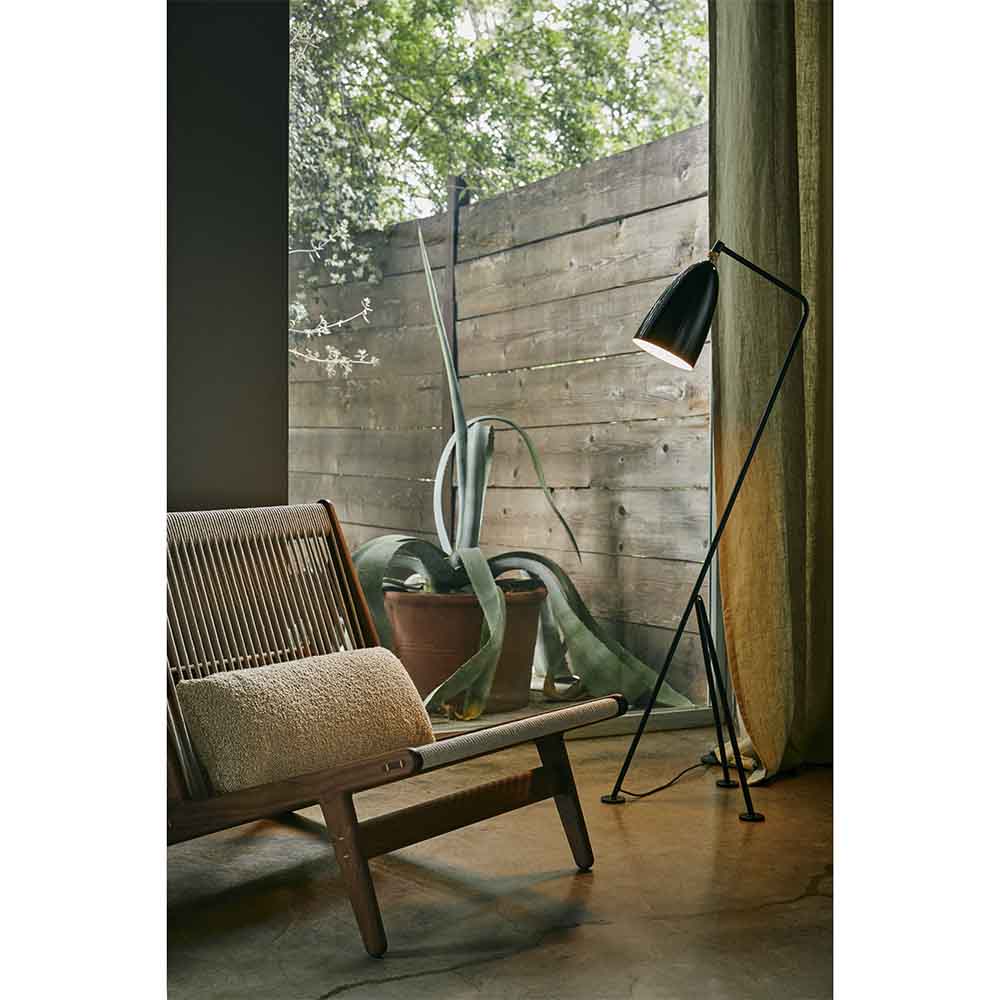 Grashoppa Floor Lamp - Black Glossy - Image 4