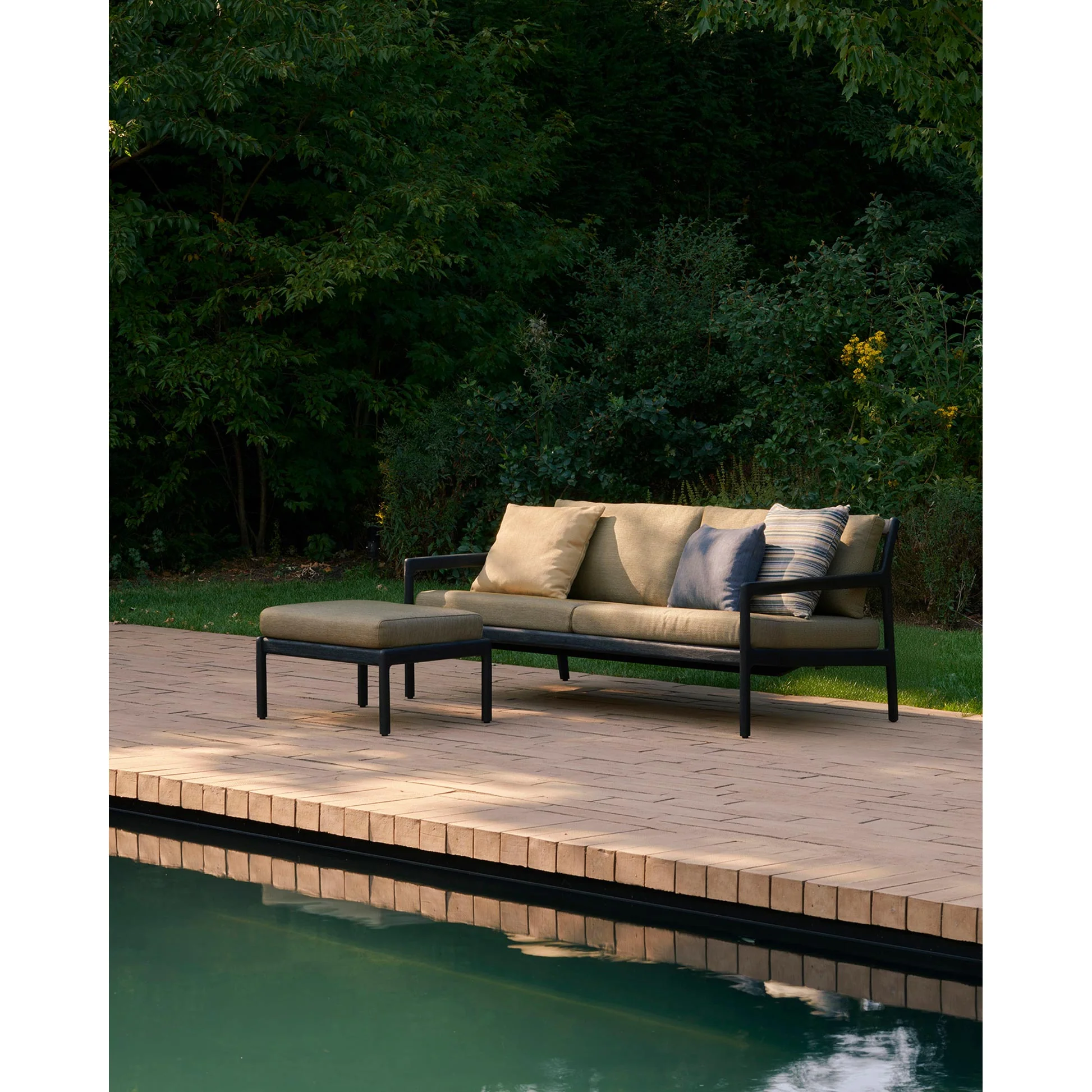 Jack Outdoor 2 Seater Sofa - Black Teak, Green - Image 5