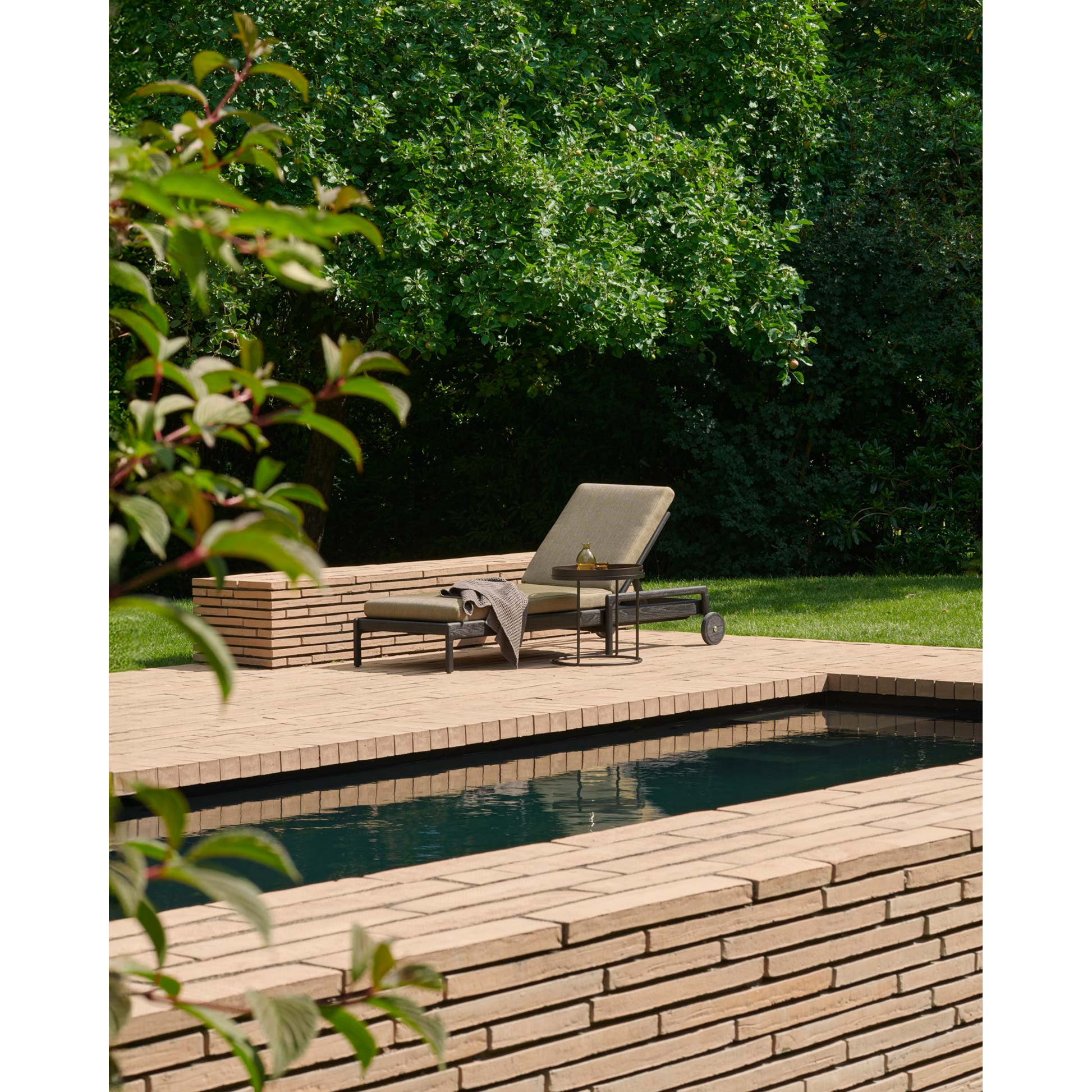 Jack Outdoor Adjustable Lounger - Teak, Green - Image 6