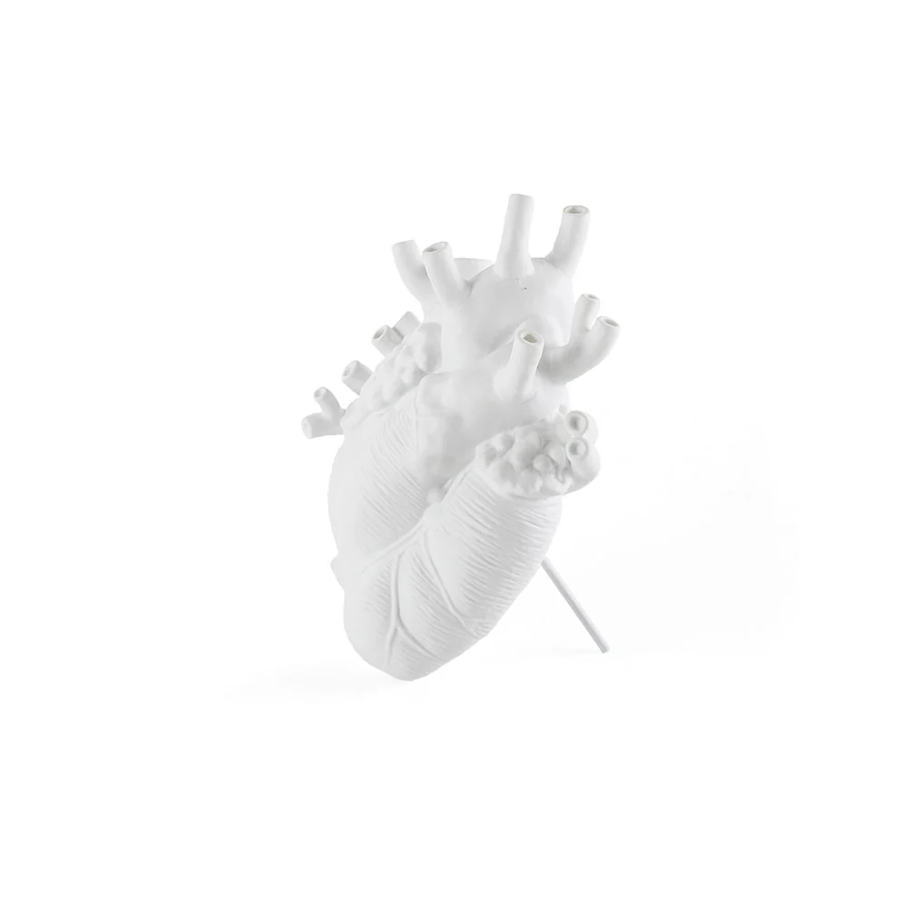 Love In Bloom Heart Vase - Image 3