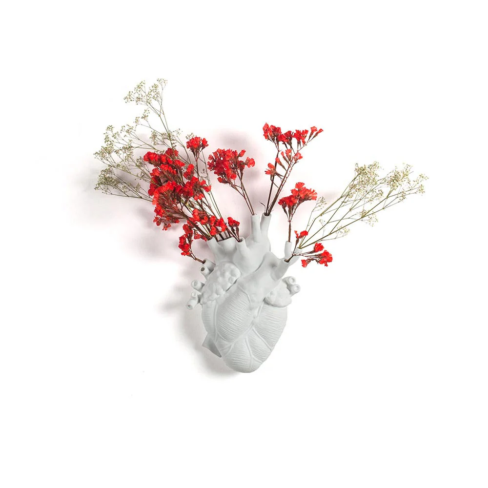 Love In Bloom Heart Vase - Image 4
