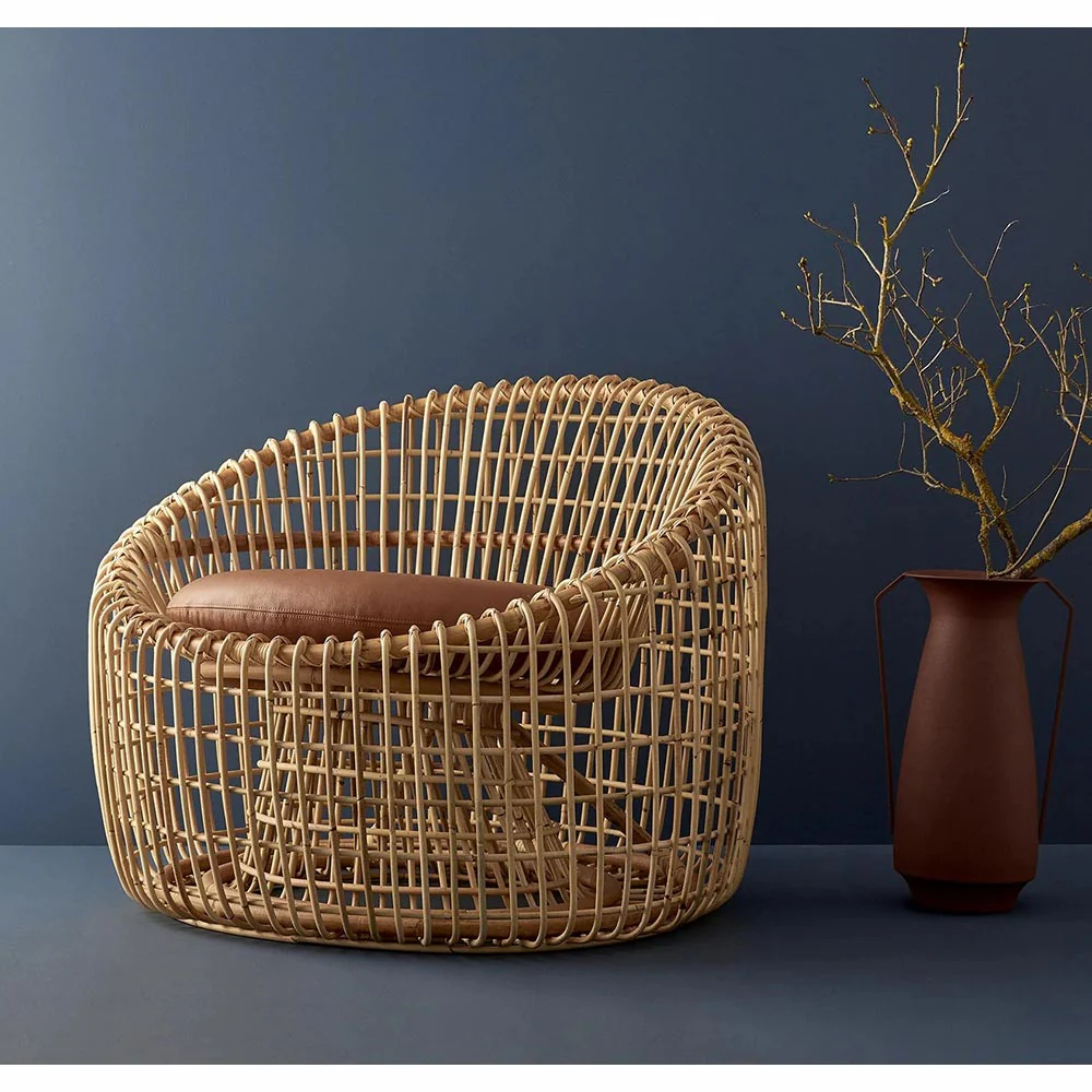 Nest Round Chair - White Cushions - Image 3