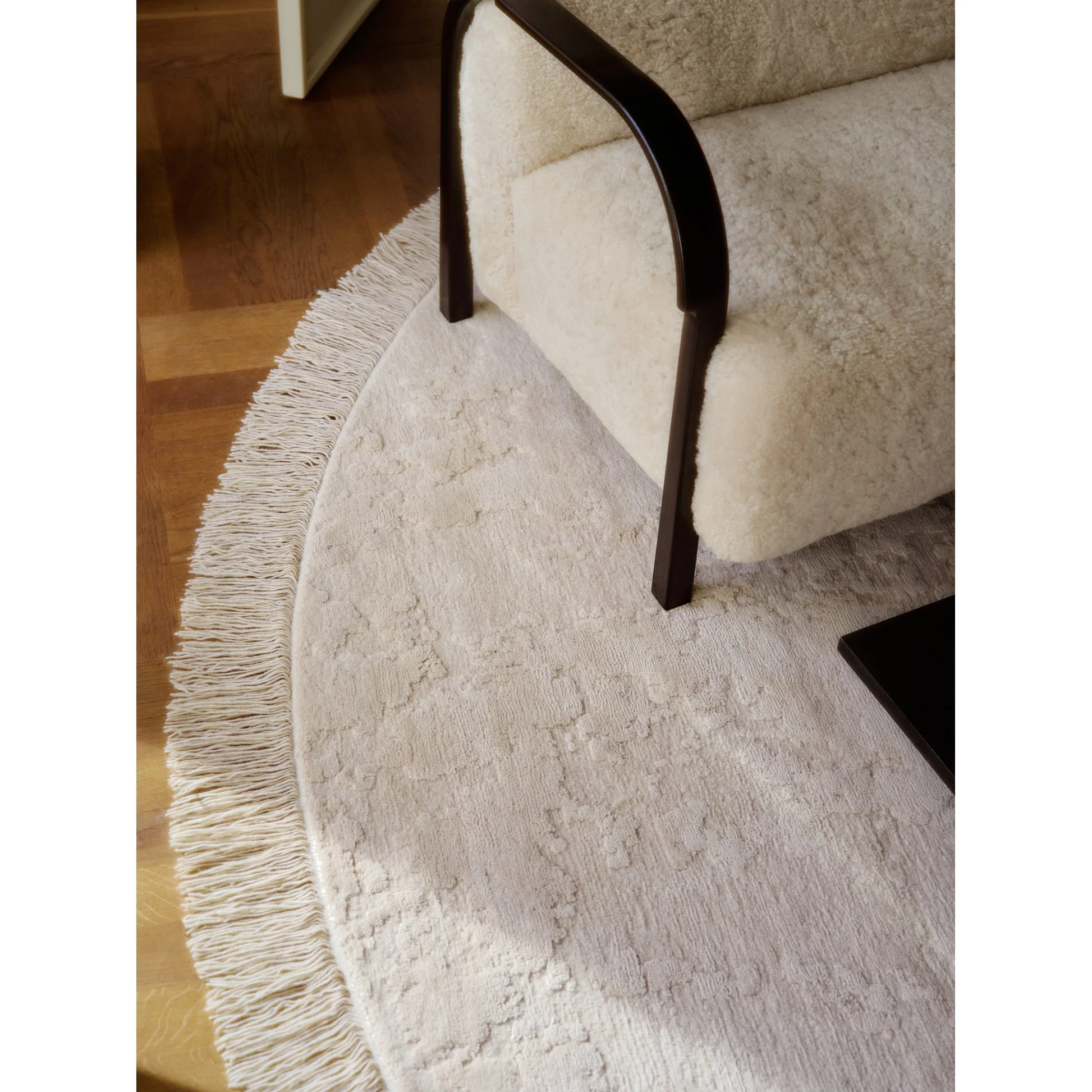Oceanic Reef Round Rug - Beige - Image 9