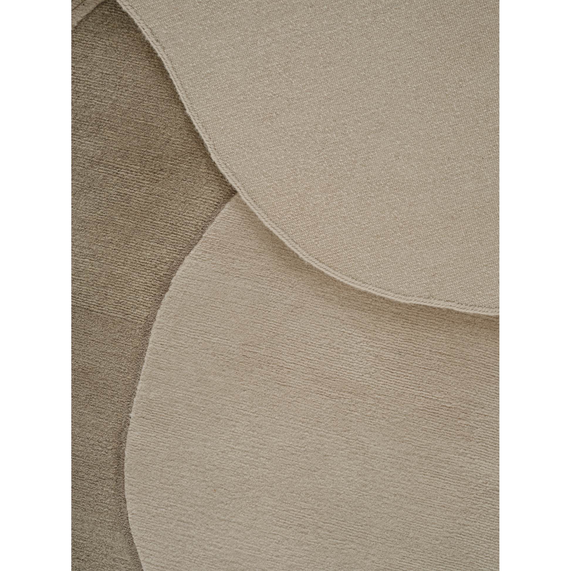 Optical Web Rug - Camel - Image 2