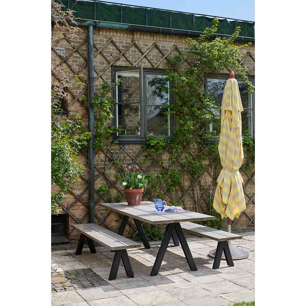 Overlap Outdoor Dining Table - Anthracite Black - Image 3