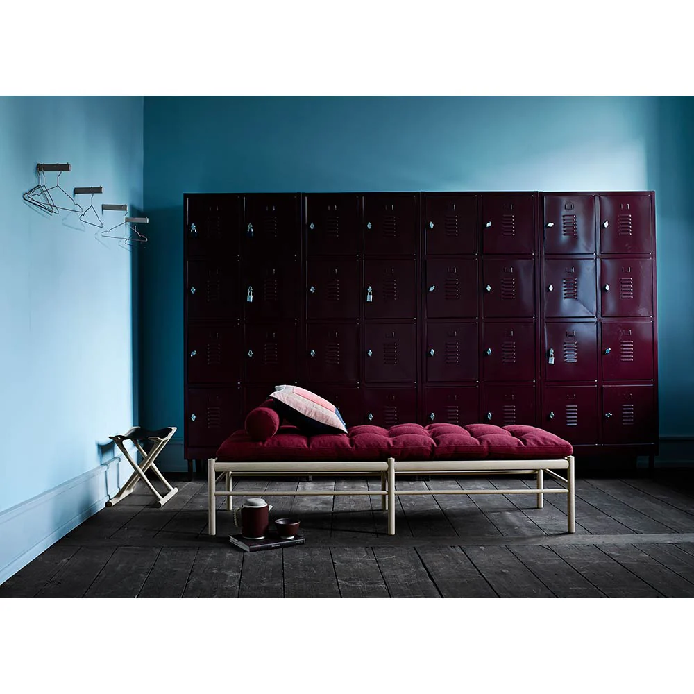 OW150 Colonial Daybed - Image 6