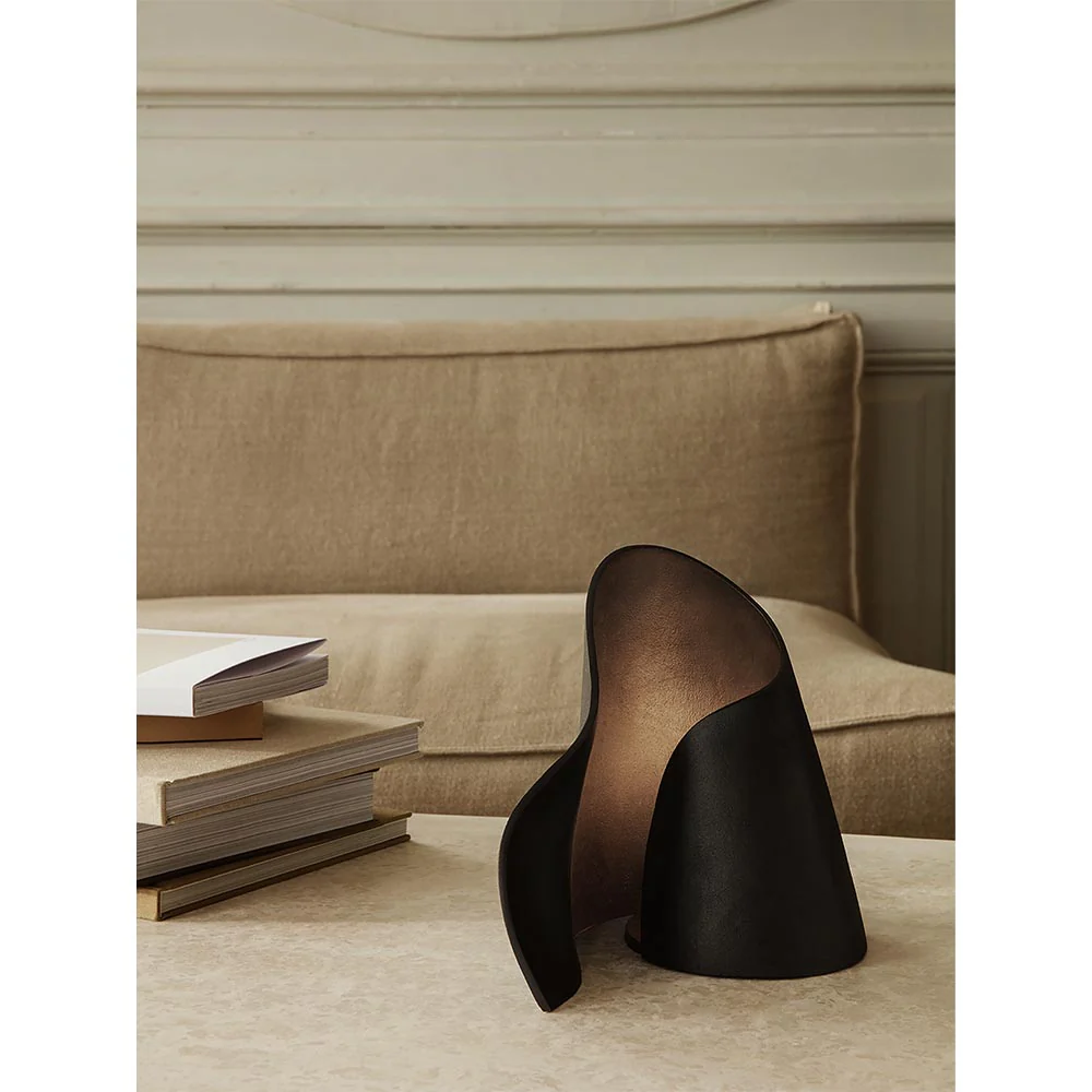 Oyster Table Lamp - Black - Image 3