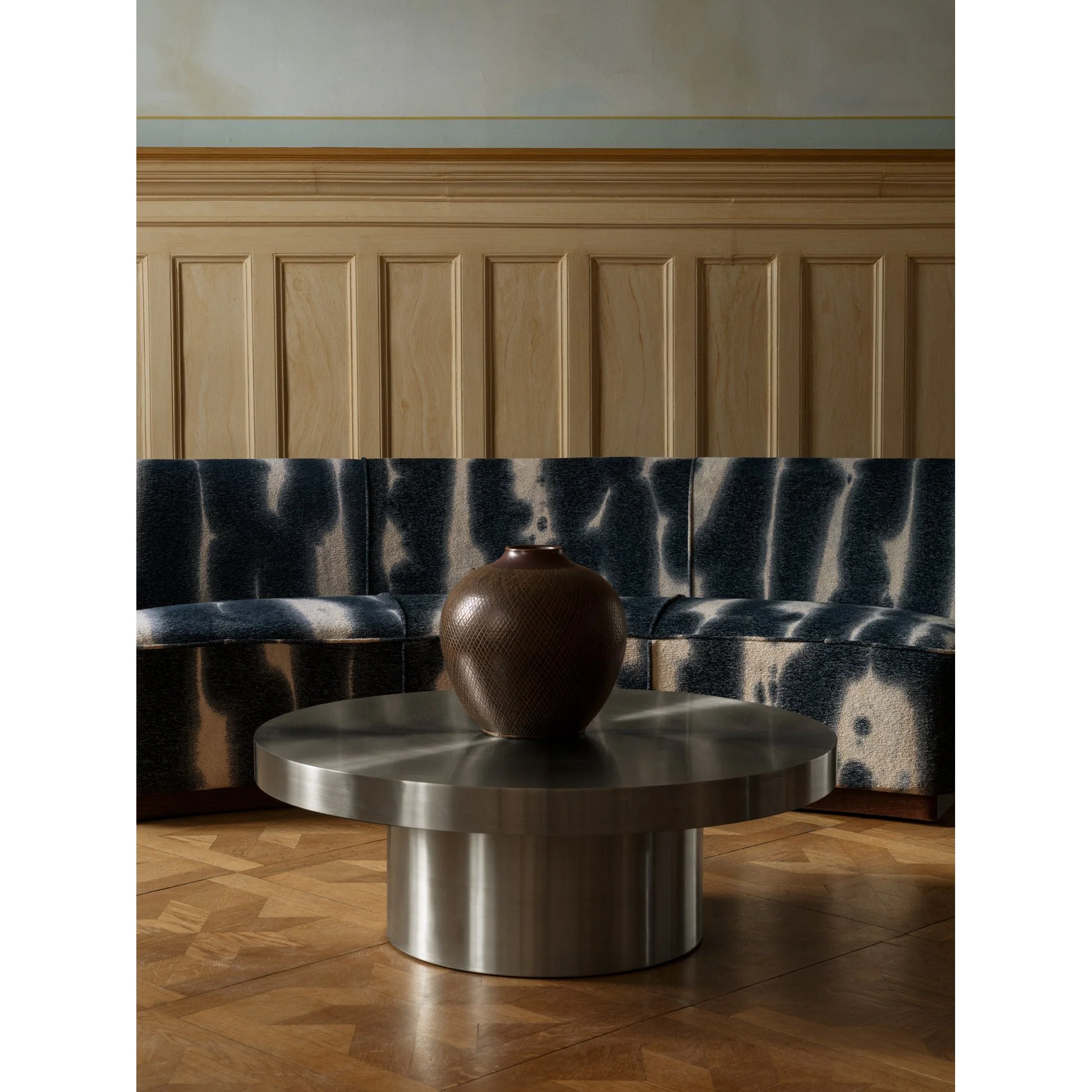 Paris Sofa - Xenia - Image 10