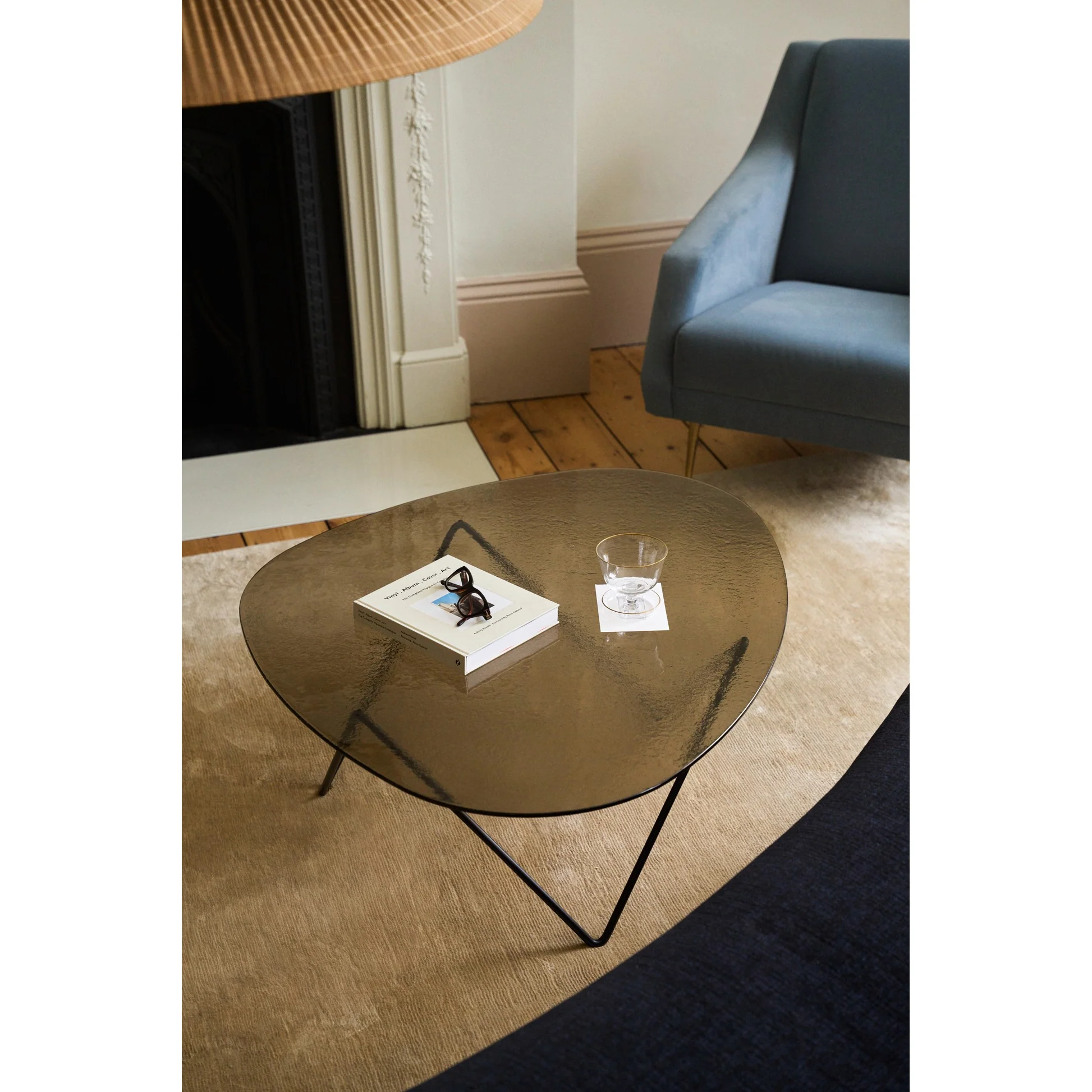 Pedrera Coffee Table - Transparent Glass, Chrome Base - Image 19