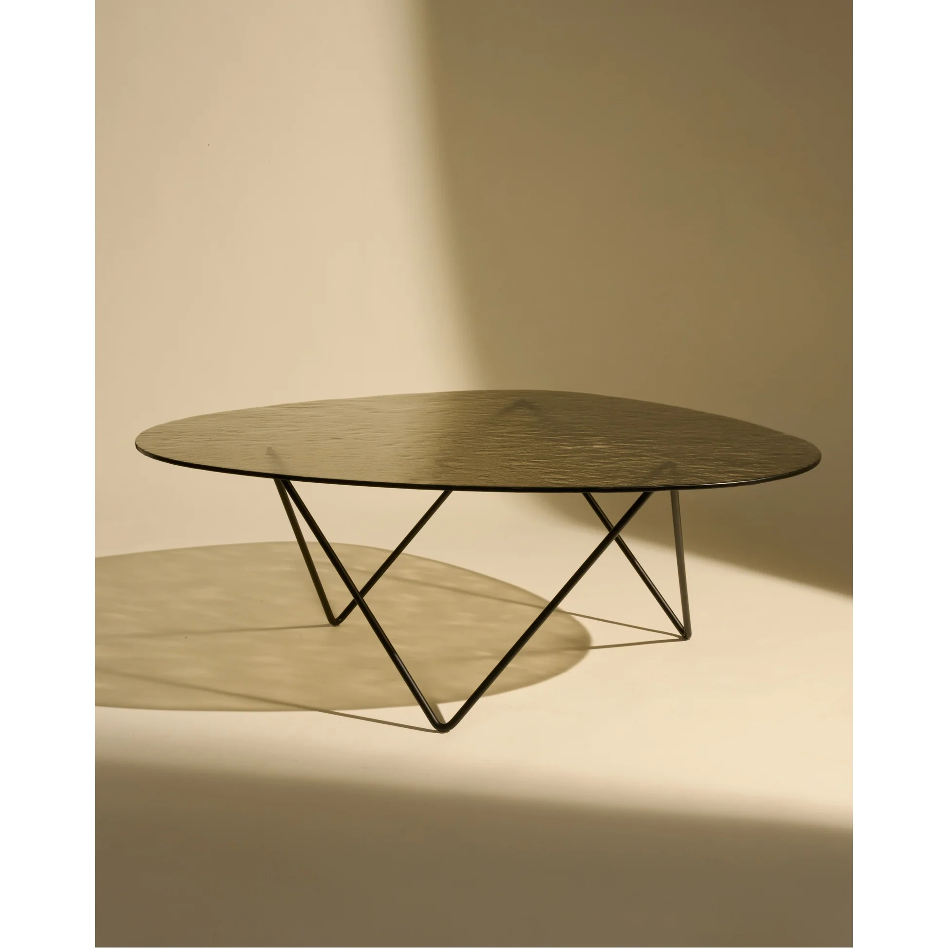 Pedrera Coffee Table - Transparent Glass, Chrome Base - Image 31