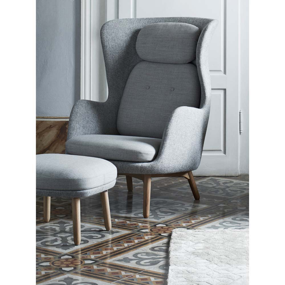 Ro Lounge Chair - Solid Oak Legs - Image 6