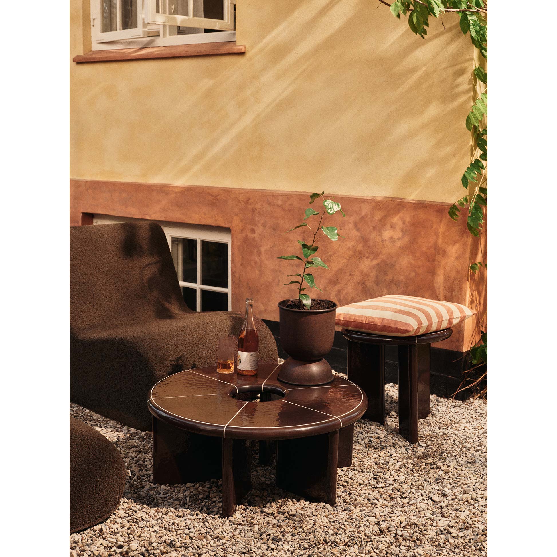 Rouli Outdoor Modular Sofa - Center Module, Chestnut Brown - Image 4