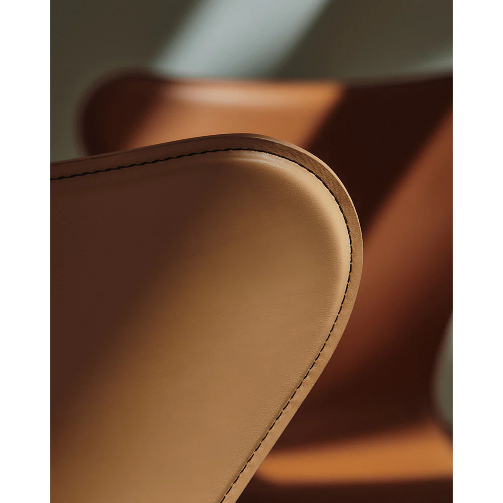 Series 7 Tailored Chair - Warm Ecru - Image 5