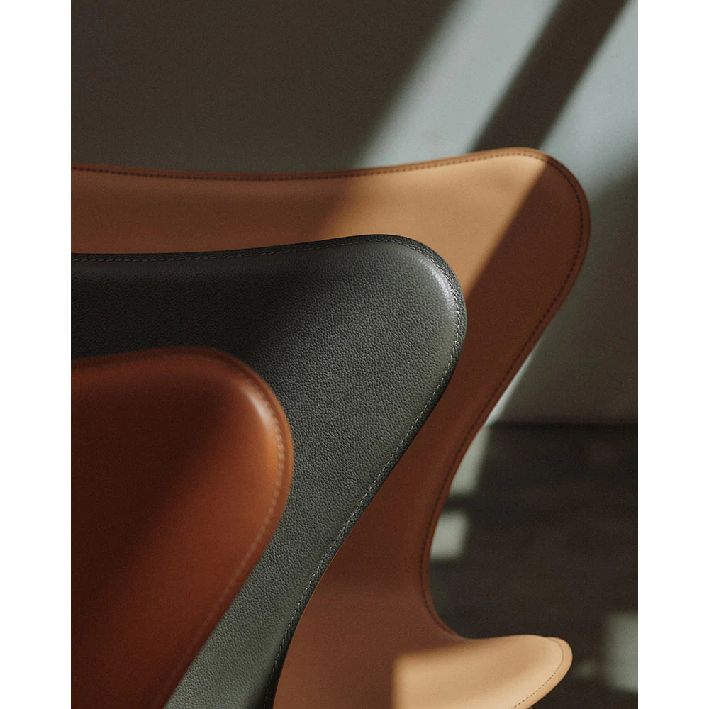 Series 7 Tailored Chair - Warm Ecru - Image 7
