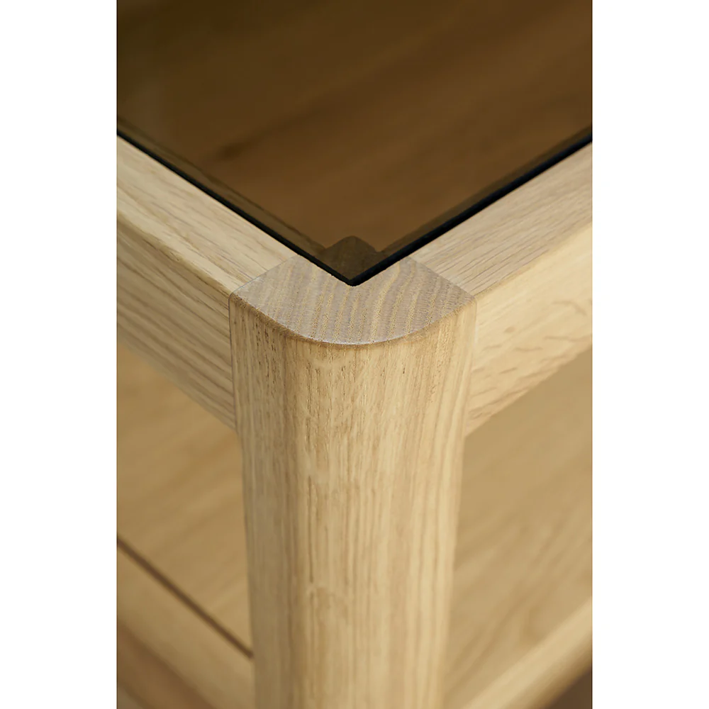 Spindle Dresser - 4 Drawers, Oak - Image 7
