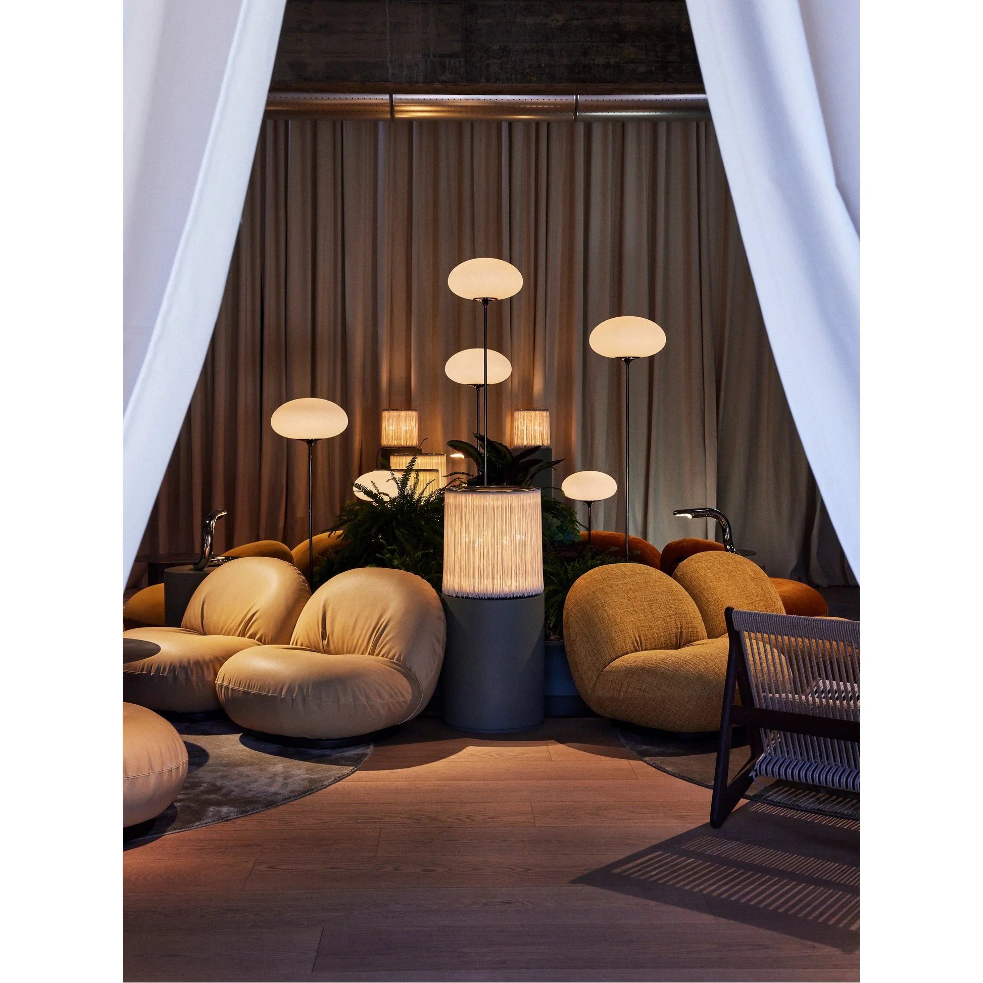 Stemlite Floor Lamp - Black Chrome - Image 20