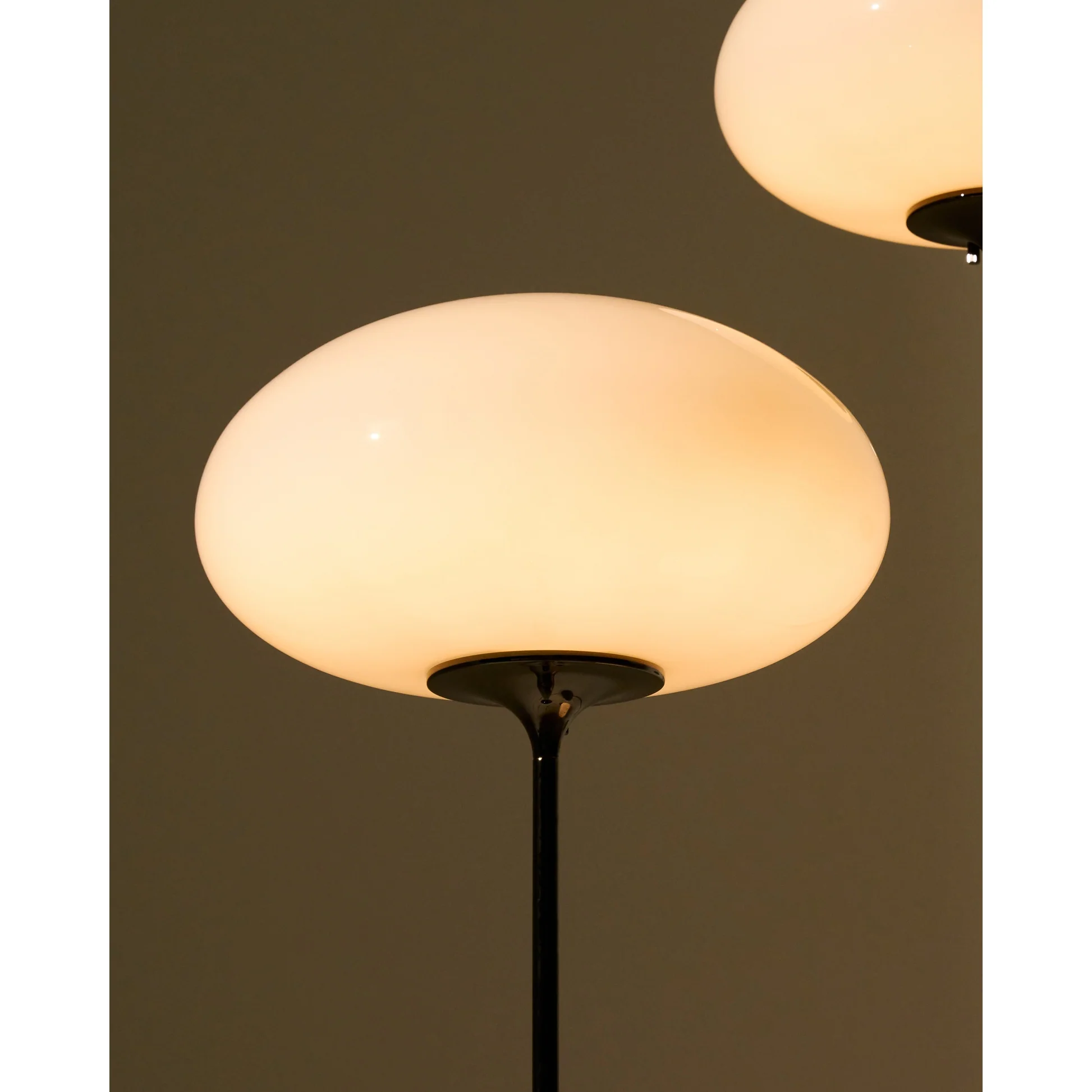 Stemlite Floor Lamp - Black Chrome - Image 8