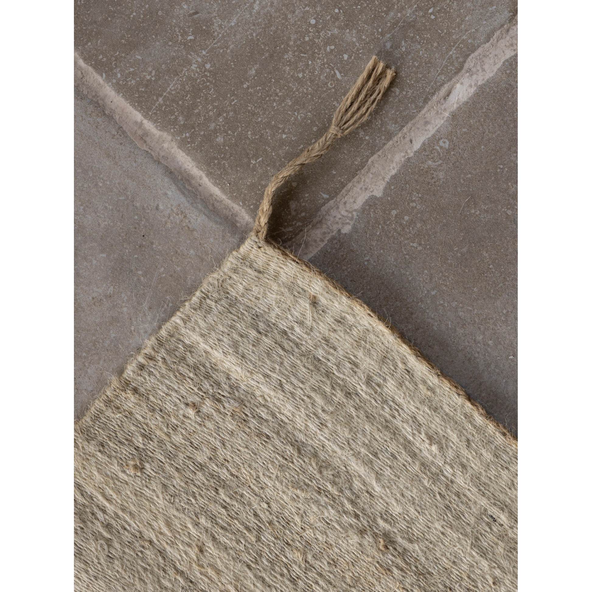 Still Aya Rug - Cream - Image 5