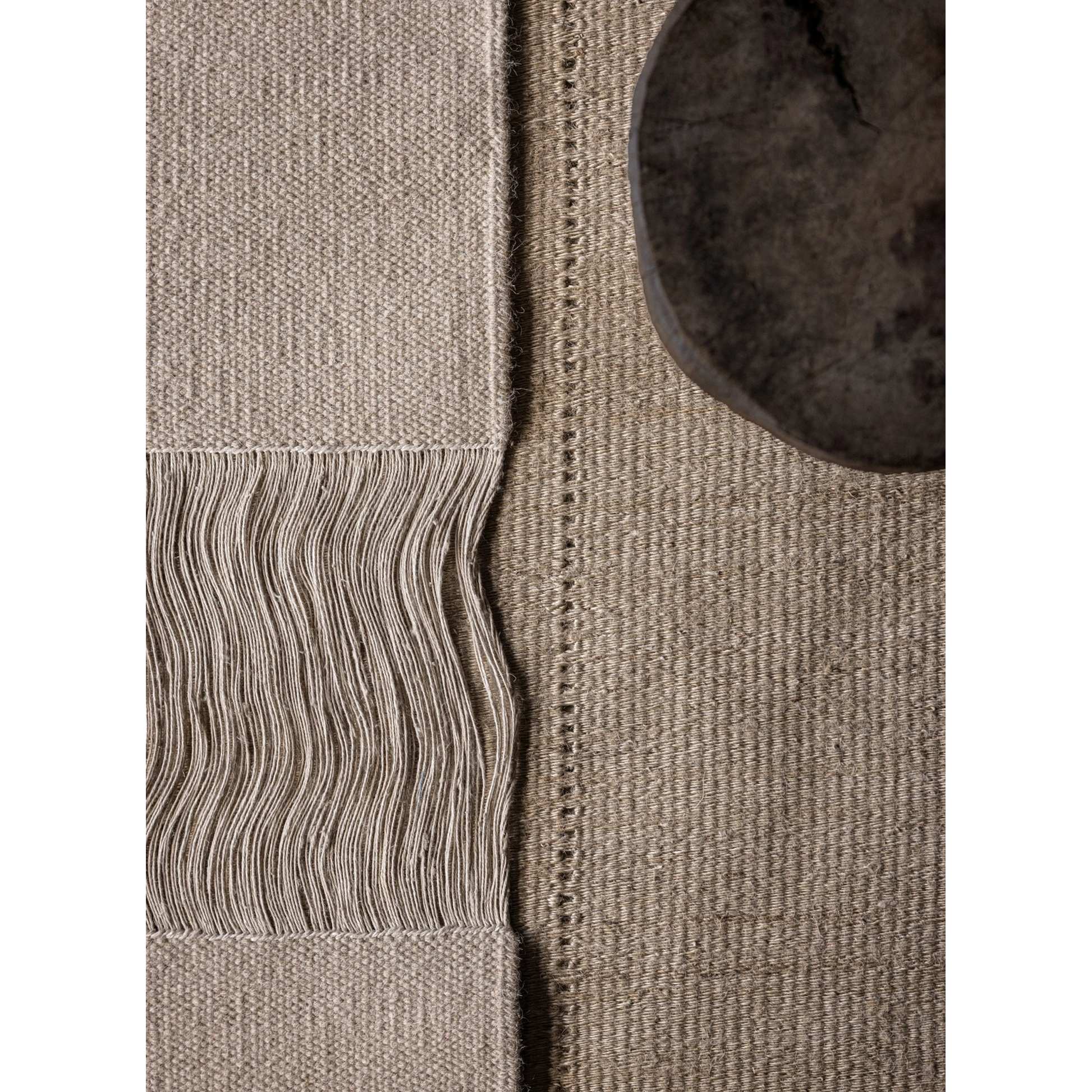 Still Aya Rug - Natural - Image 8