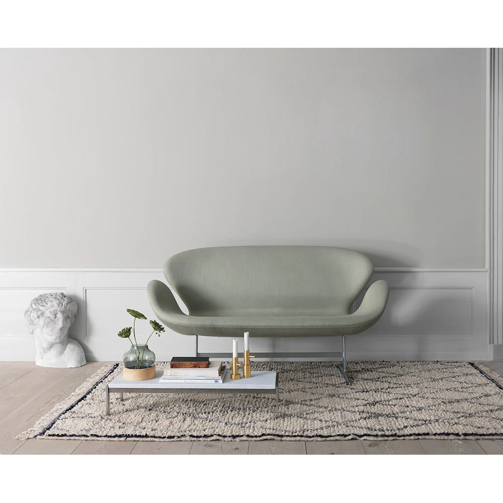 Swan Sofa - Image 7