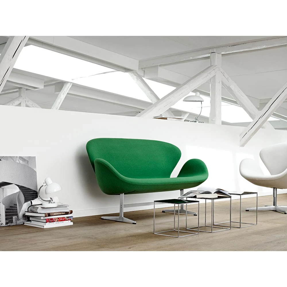 Swan Sofa - Image 8