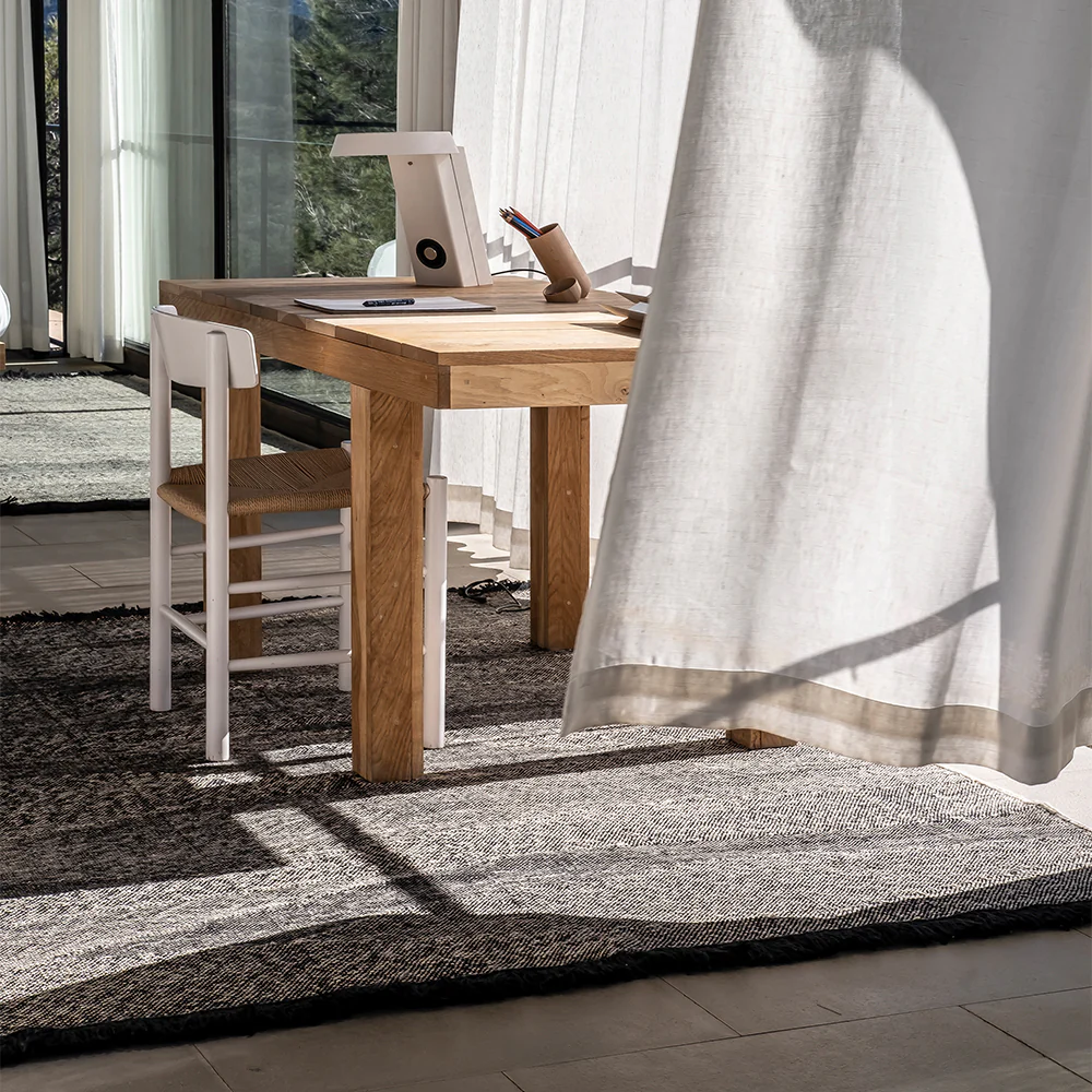 Telares Rug - Ebony - Image 3