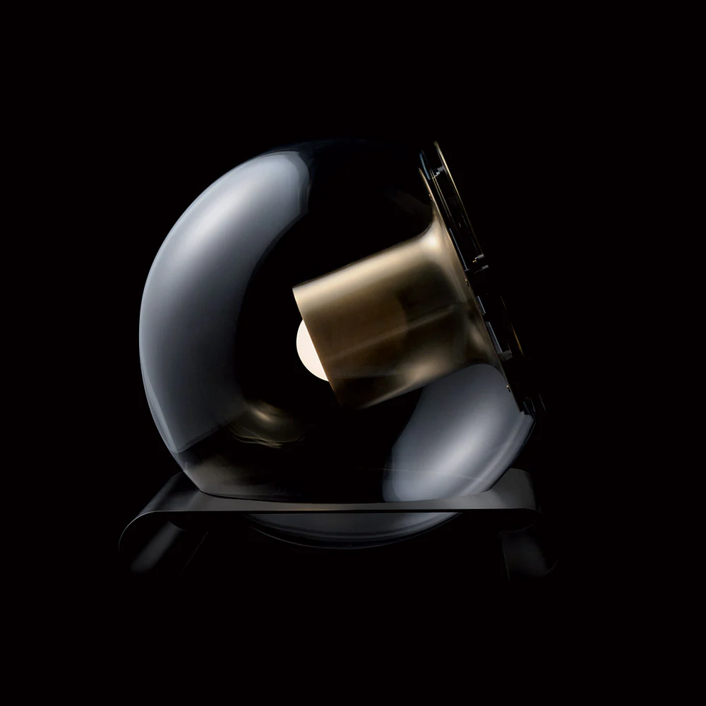 The Globe Table Lamp - Gold