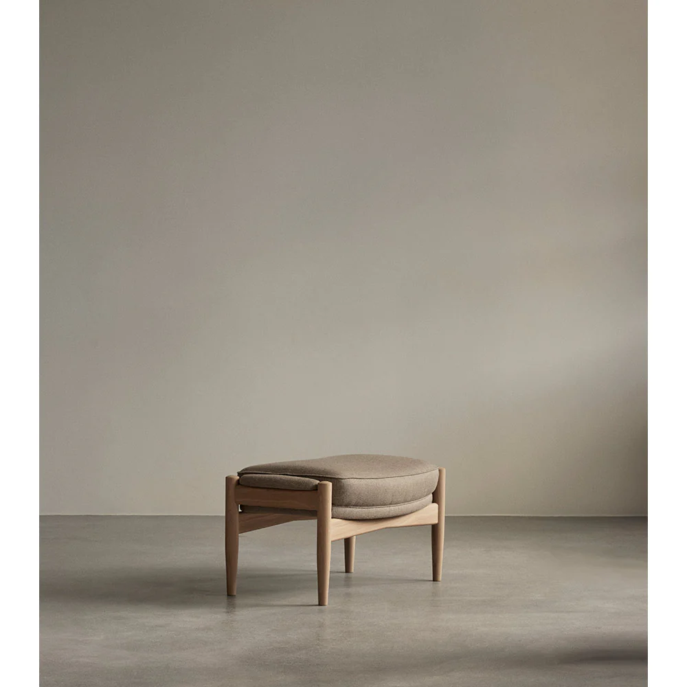 The Seal Ottoman - Natural Oak - Image 10