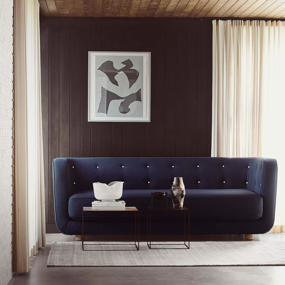 Vilhelm Sofa - Sahara Sheepskin, Smoked Oak - Image 4