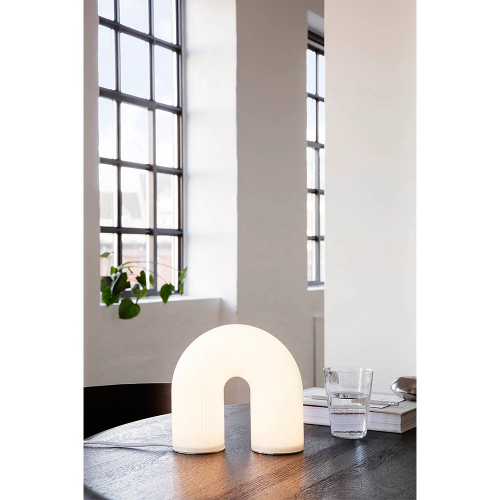 Vuelta Table Lamp - White - Image 4